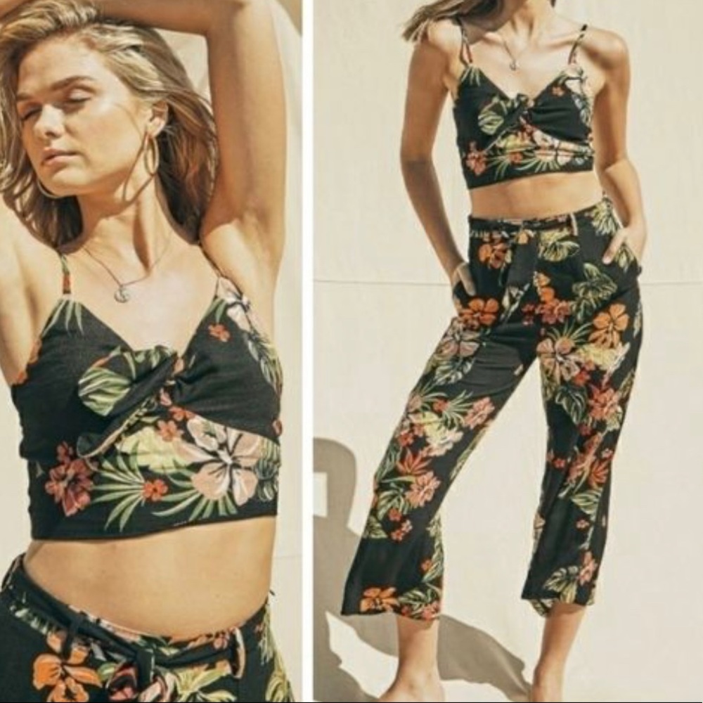 Lost + Wander Aloha Aloha Lei Crop Top + Pants Matching Set
